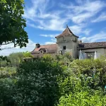 Le Perard Caylus