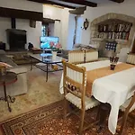 Les Pérard * Caylus