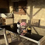 Hébergement de vacances Les Pérard Caylus