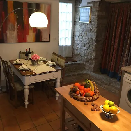 Holiday home Les Perard *