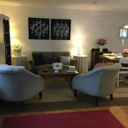 Feriehus Le Perard *