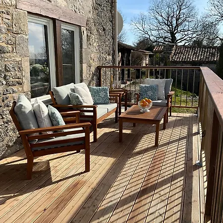 Le Perard Feriehus Caylus