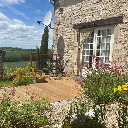 Holiday home Les Perard Caylus