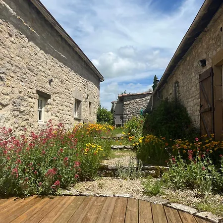 Le Perard 度假居 *