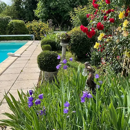 Le Perard 度假居 *