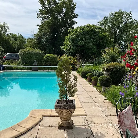 Les Pérard Сasa de vacaciones