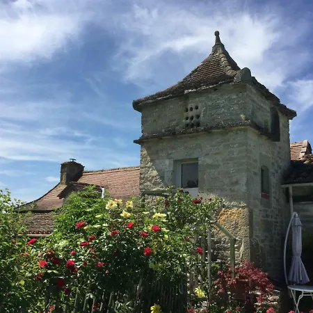 Les Perard Holiday home