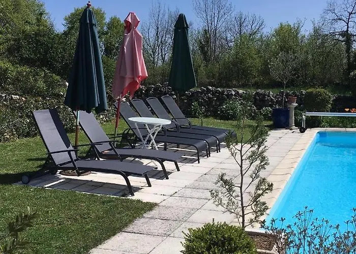 Сasa de vacaciones Les Pérard *