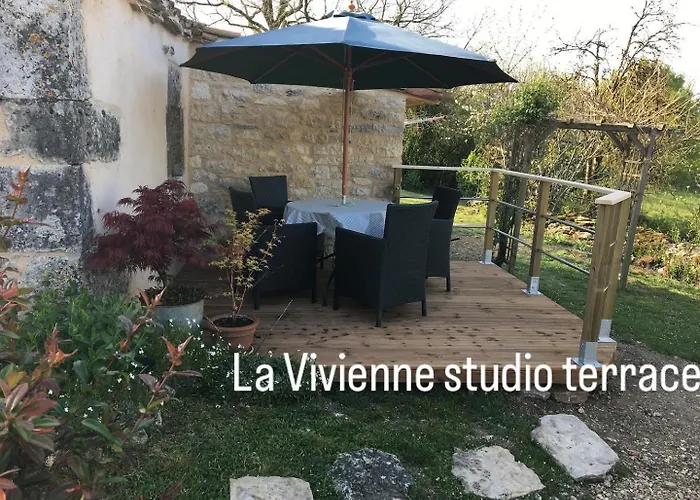 Hébergement de vacances Les Pérard Caylus