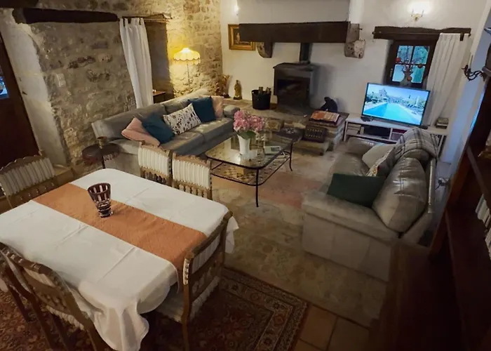 Сasa de vacaciones Les Pérard