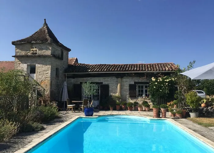 Les Pérard Сasa de vacaciones