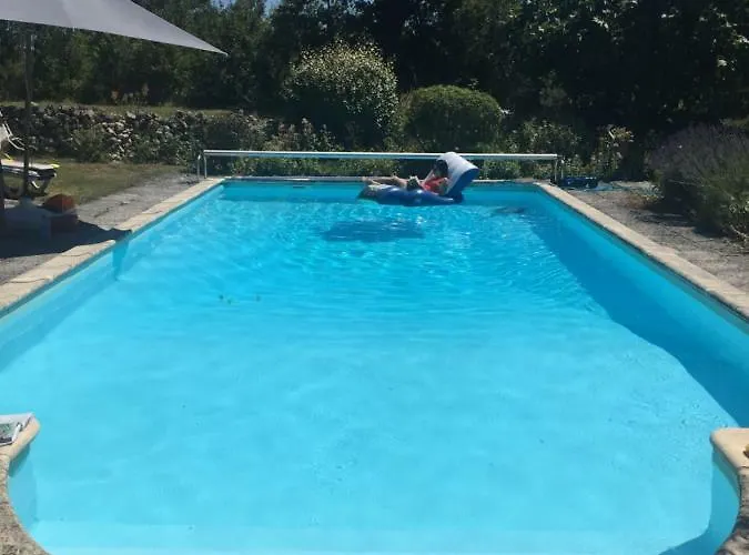 Сasa de vacaciones Les Pérard *